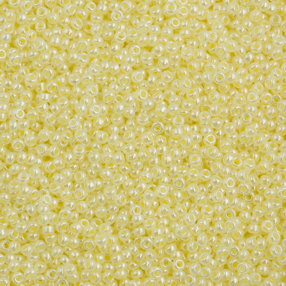 Miyuki Round Seed Bead 8/0 Butter Cream Ceylon 22g Tube (527)
