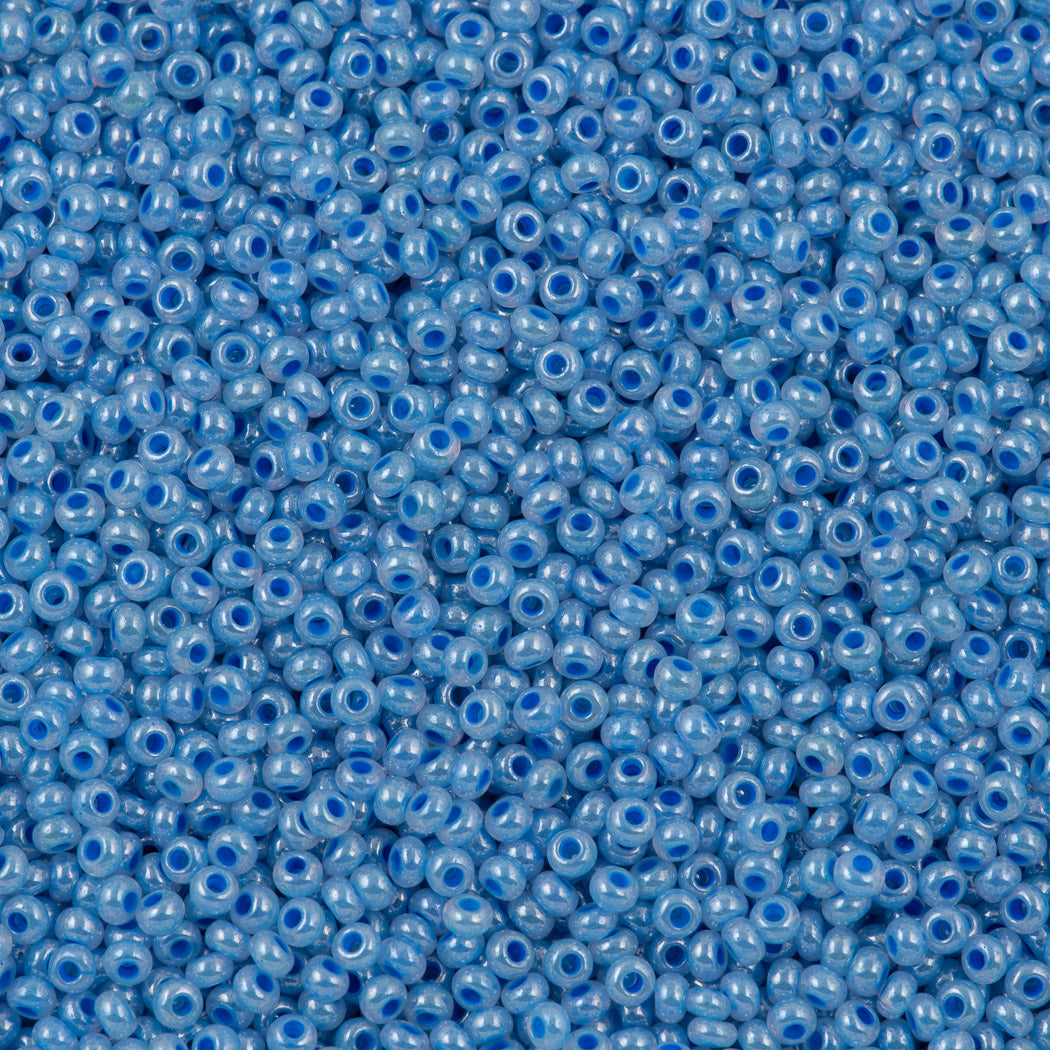 Czech Seed Bead 10/0 Ceylon Blue (37136)