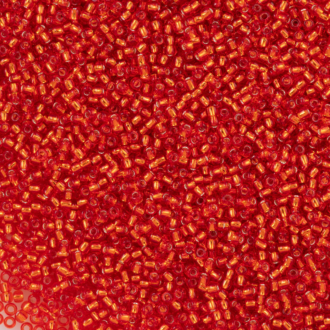 Toho Round Seed Bead 11/0 Silver Lined Light Siam Ruby (25)