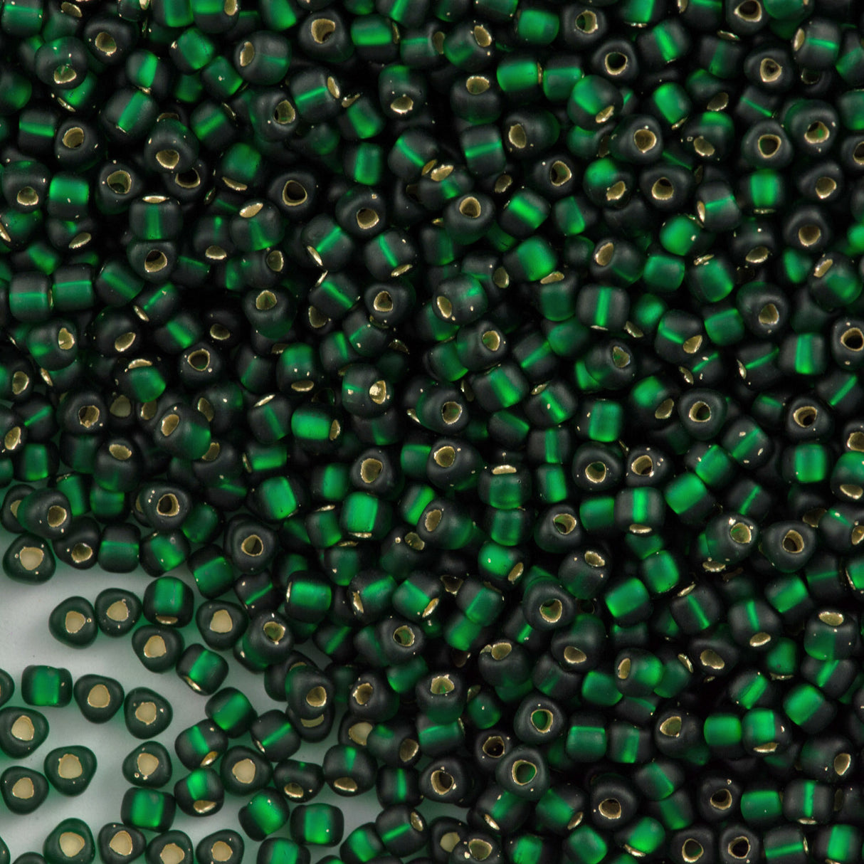Miyuki Triangle Seed Bead 8/0 Matte Silver Lined Dark Green 15g (1806F)