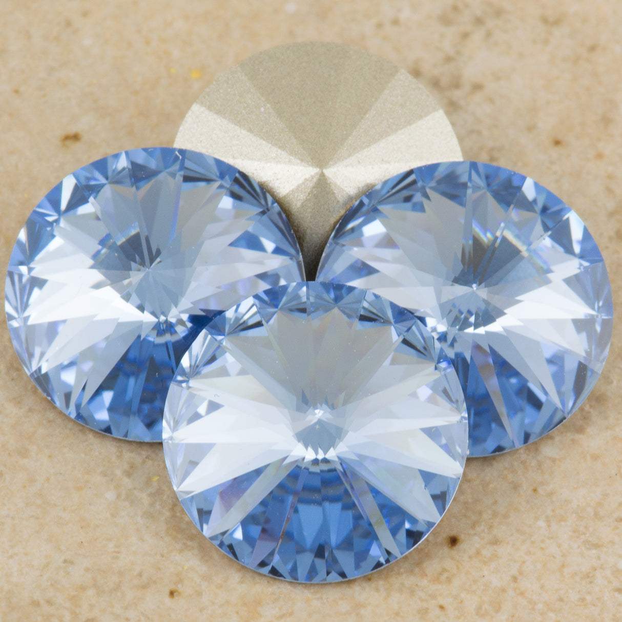 Four TRUE CRYSTAL 14mm Rivoli Light Sapphire (211)