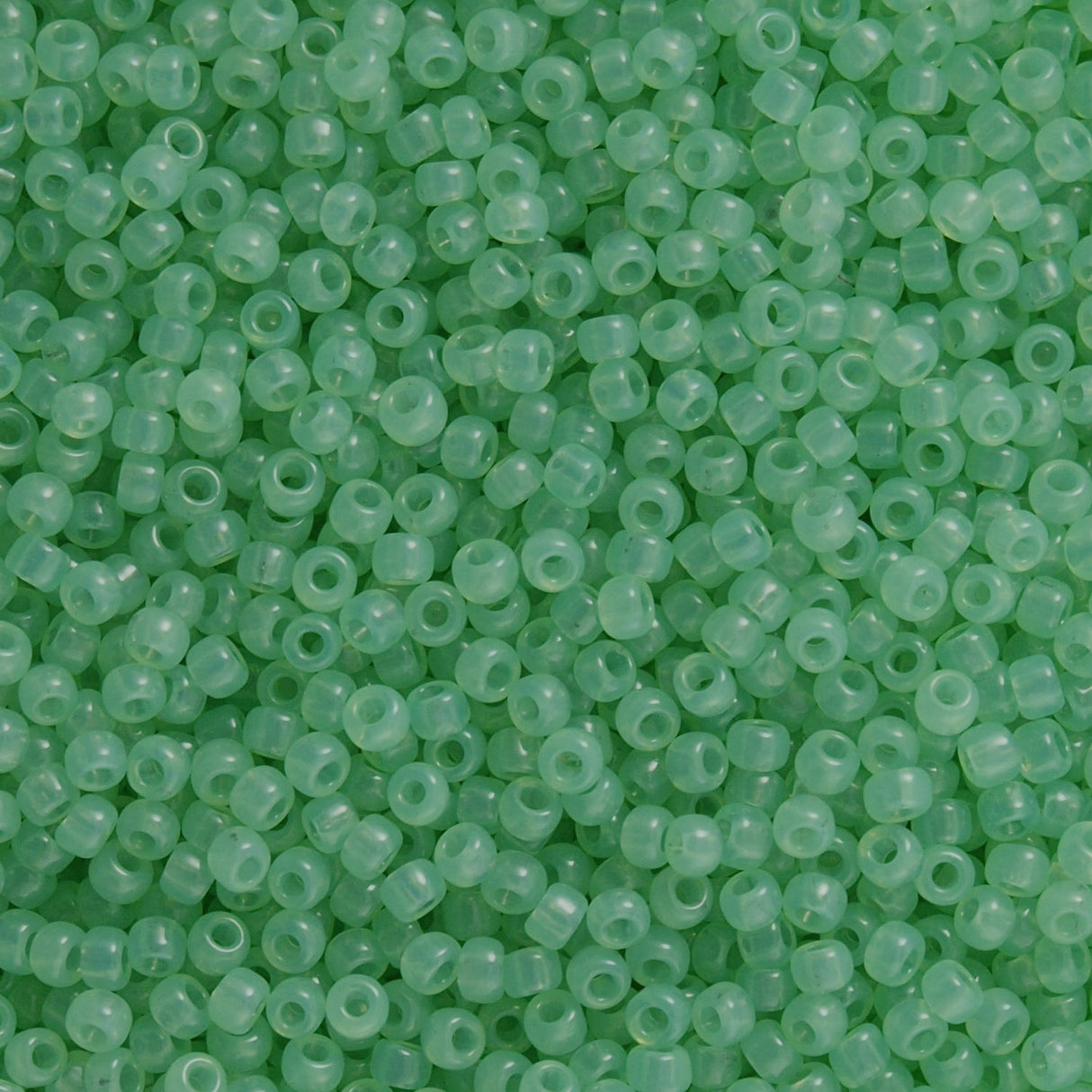 50g Toho Round Seed Beads 6/0 Transparent Ceylon Mint (156)