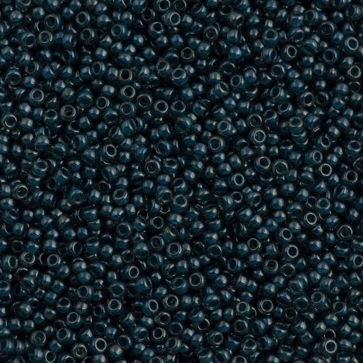 50g Miyuki Round Seed Bead 11/0 Transparent Steel Blue Luster (390)