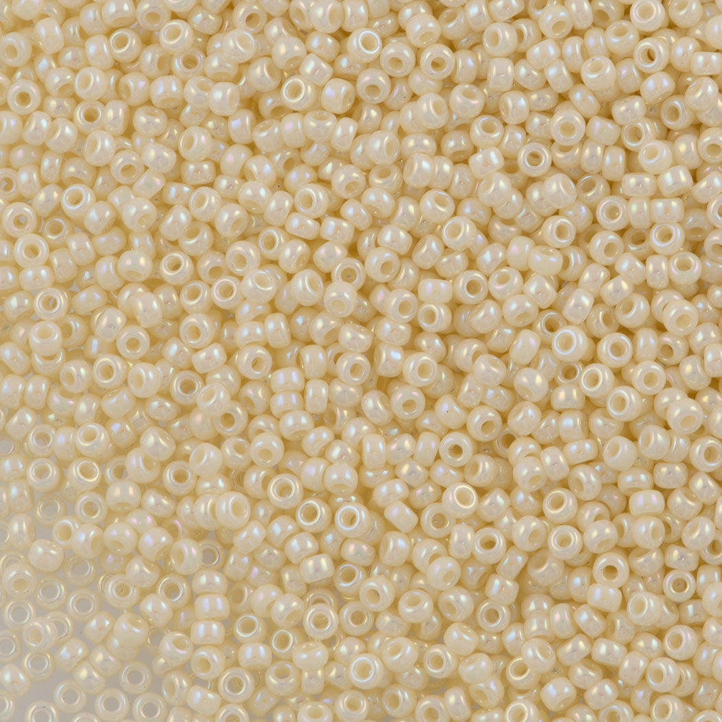 Miyuki Round Seed Bead 11/0 Opaque Light Beige AB (486)