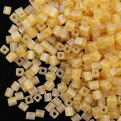 Miyuki 4mm Cube Seed Bead Transparent Matte Light Amber AB 10g (132FR)