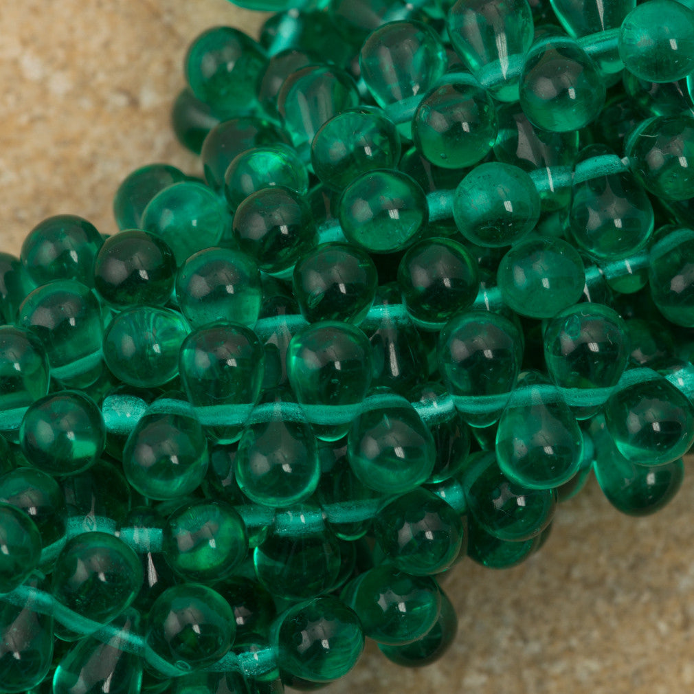 90 Czech 6x4mm Tear Drop Emerld Beads (50730)