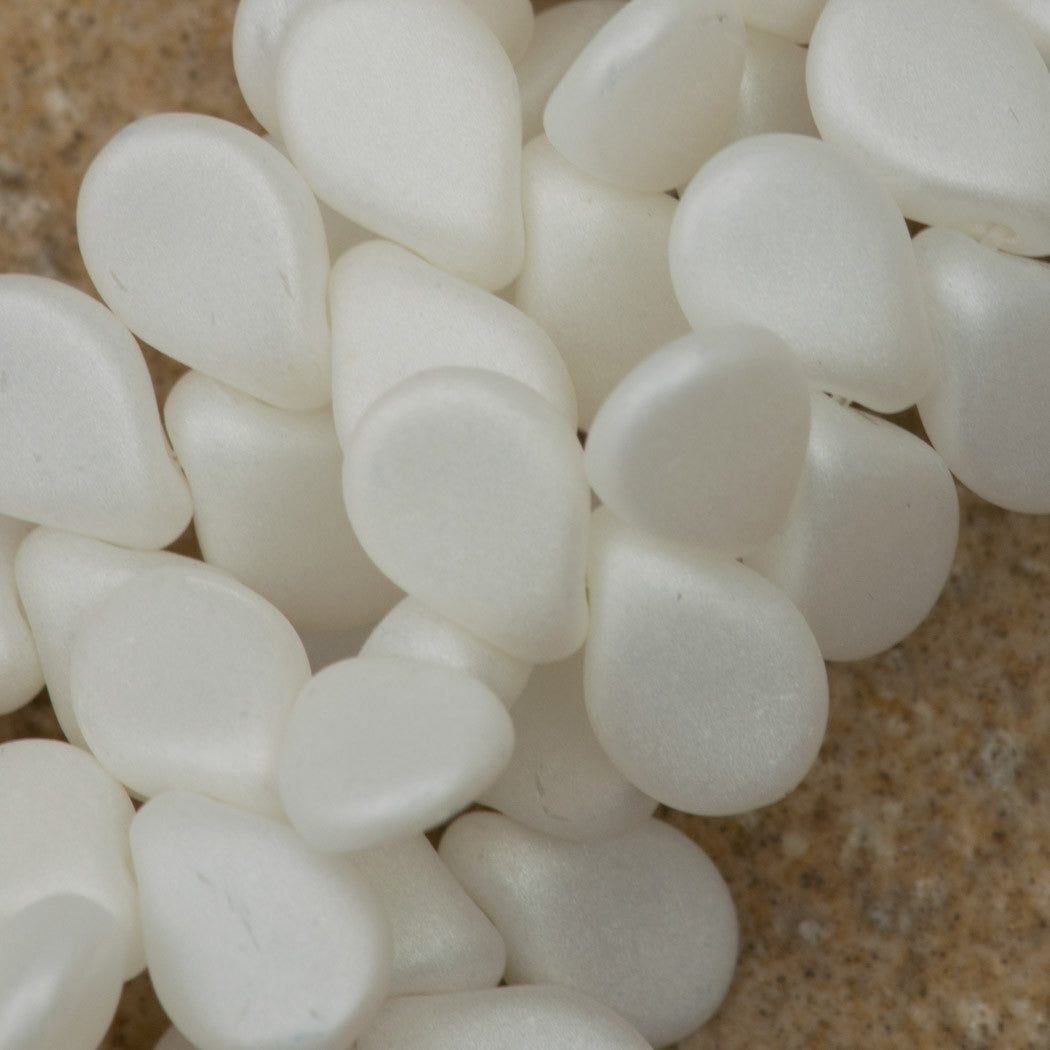 65 Preciosa Pip Matte Silk White Beads (29571)