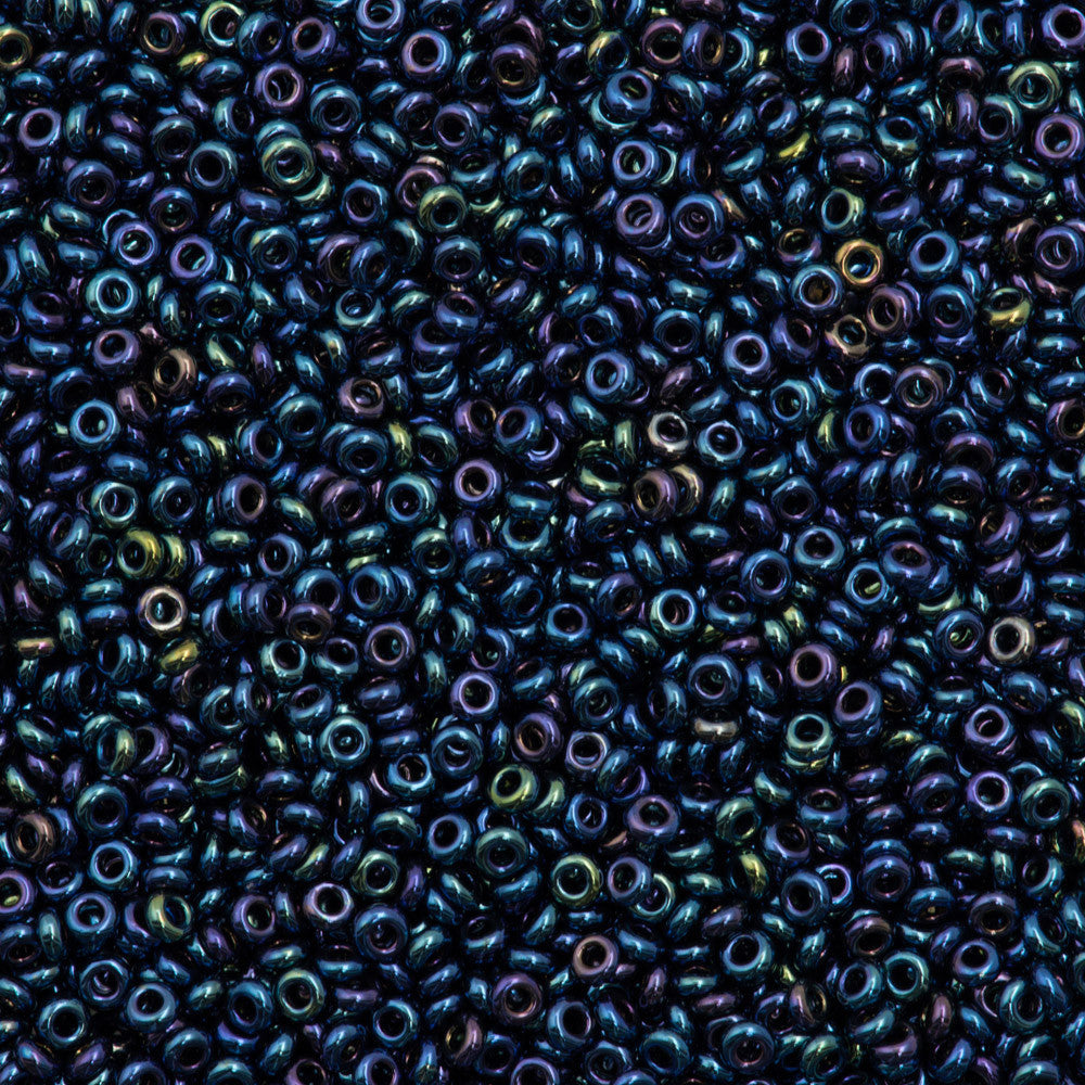 Toho Demi Round 8/0 Metallic Navy Iris 8g Tube (88)