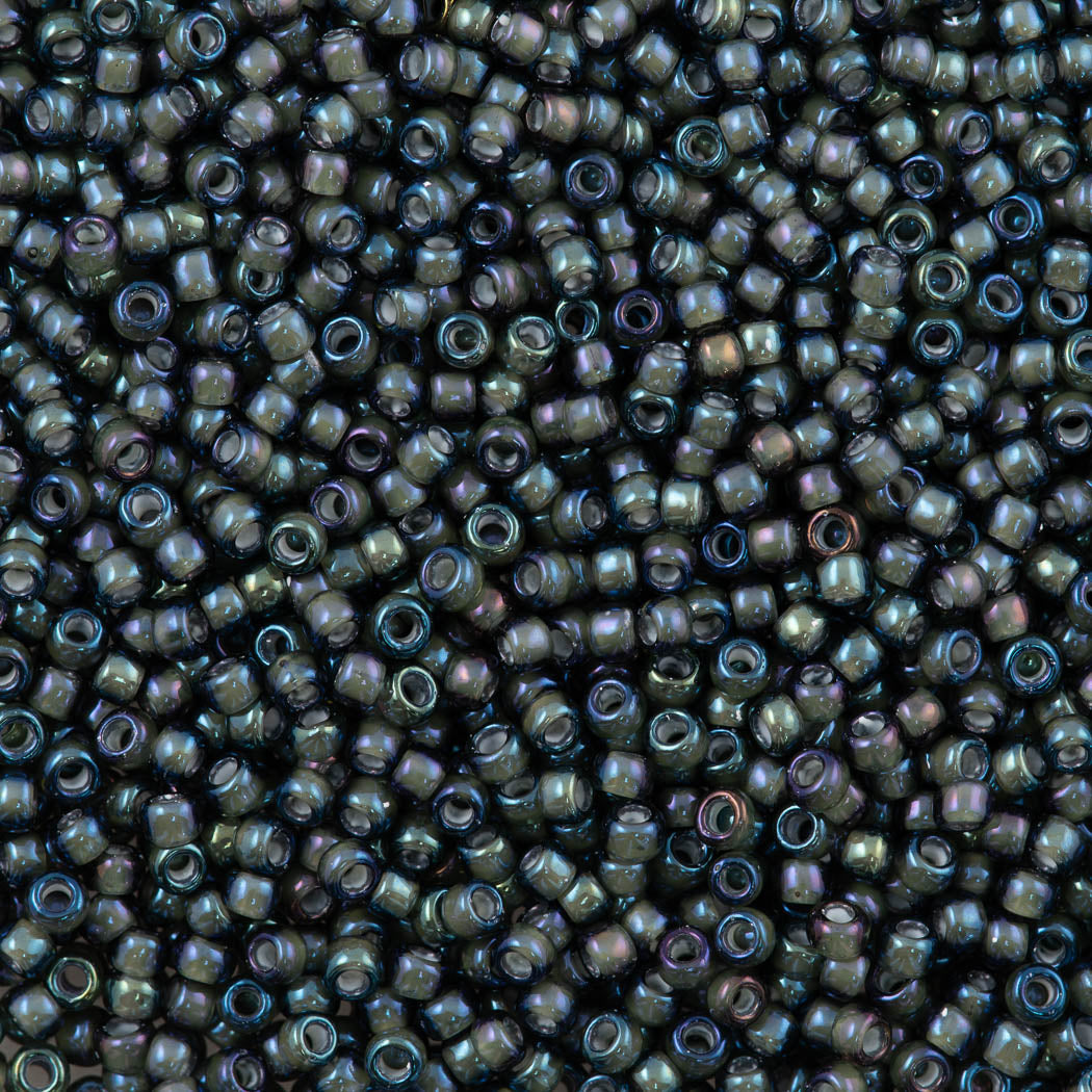 50g Toho Round Seed Bead 8/0 Inside Color Navy White Lined (383)