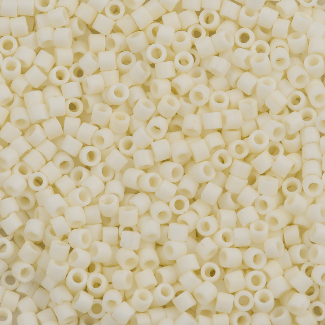Miyuki Delica Seed Bead 10/0 Matte Eggshell DBM352