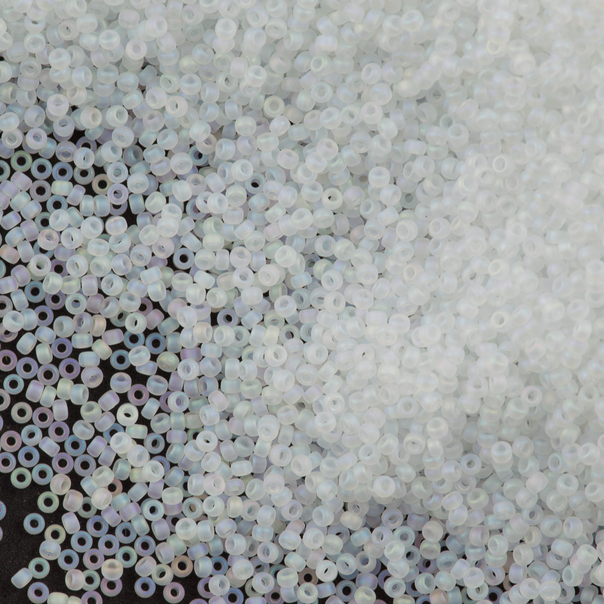 Miyuki Round Seed Bead 8/0 Transparent Matte Crystal AB (131FR)