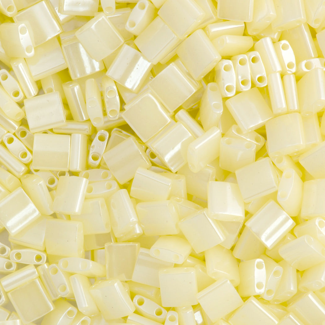 Miyuki Tila Seed Butter Cream Ceylon (513)