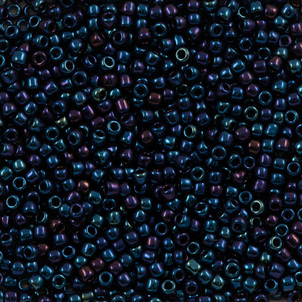 Toho Round Seed Bead 15/0 Metallic Blue Iris (82)