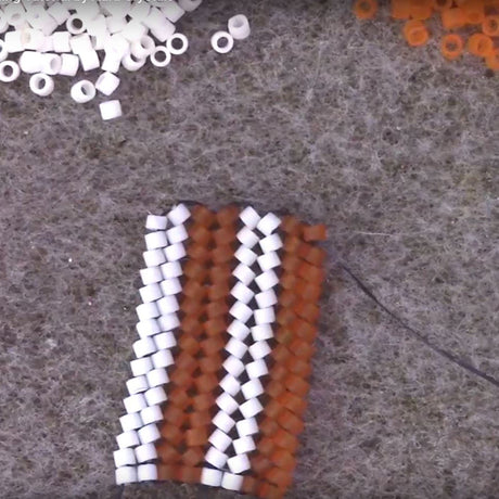 Flat Herringbone Beading Stitch Tutorial