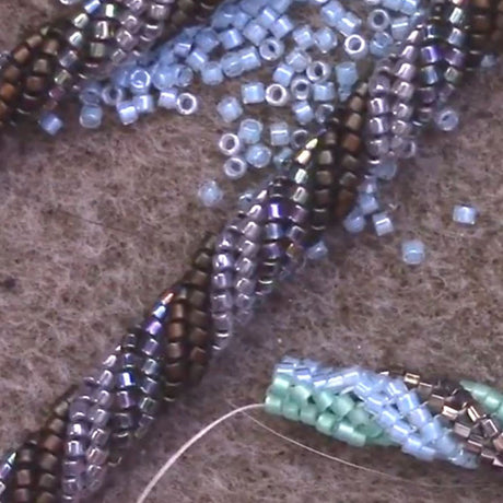 Twisted Tubular Herringbone Stitch Tutorial.