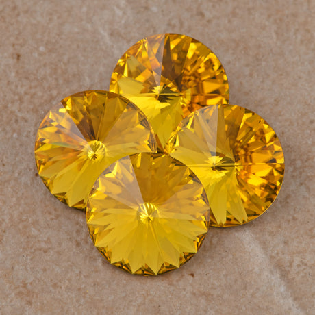 Four TRUE CRYSTAL 12mm Rivoli Light Topaz (226)