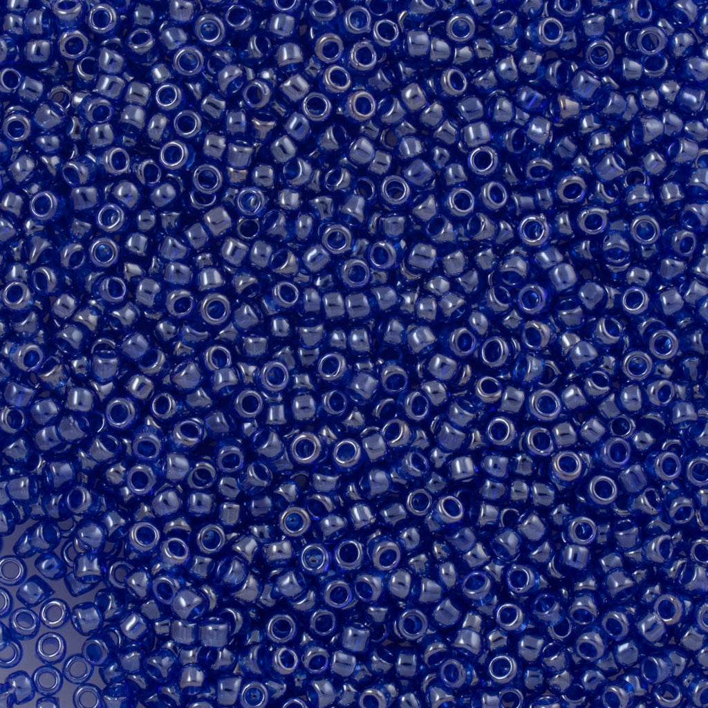 Toho Round Seed Bead 15/0 Transparent Luster Cobalt (116)