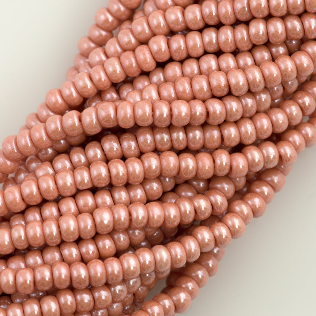 Czech Seed Bead 6/0 Opaque Rose Luster 50g (78030)