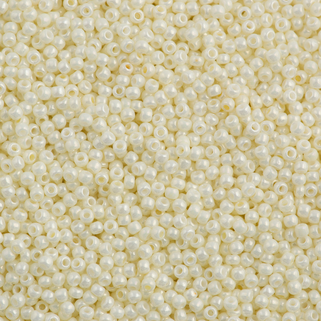 Toho Round Seed Bead 8/0 Luster Buttermilk 2.5-inch tube (122)