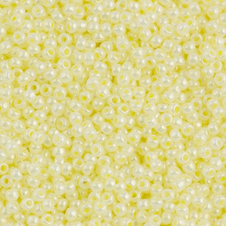 Toho Round Seed Bead 8/0 Ceylon Banana Cream 2.5-inch tube (142)
