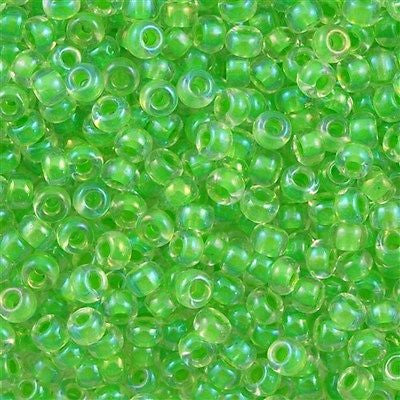 Miyukiページ 3.4mm Drop Miyuki Japanese Seed Beads - White Opaque Funky