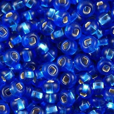 Czech Seed Bead 6/0 Silver Lined Sapphire 1/2 Hank 6-37050