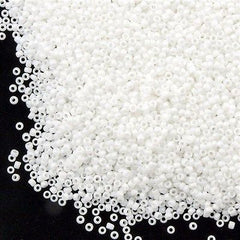 50g Toho Round Seed Bead 11/0 Matte Opaque White AB (761)