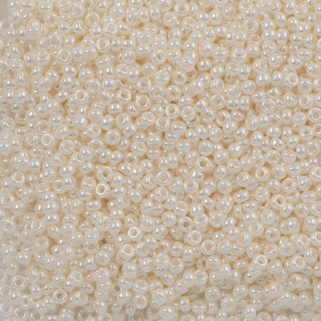 Miyuki Round Seed Bead 11/0 Antique Pearl Ceylon 22g Tube (592)