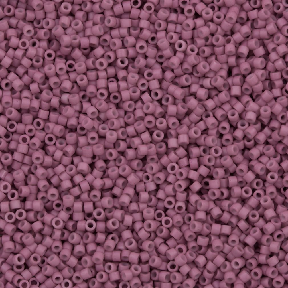 miyuki0208。 Miyuki Delica Seed Bead 11/0 Matte Opaque Dyed Deep Rose 2-inch