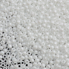 50g Toho Round Seed Bead 11/0 Opaque Pearl Luster (121)