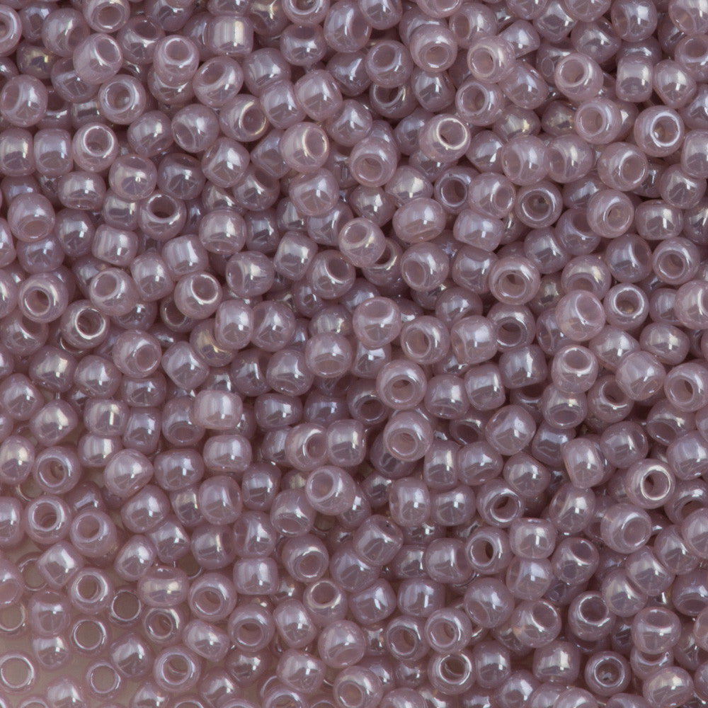 Toho Round Seed Bead 11/0 Ceylon Lilac 19g Tube (151)