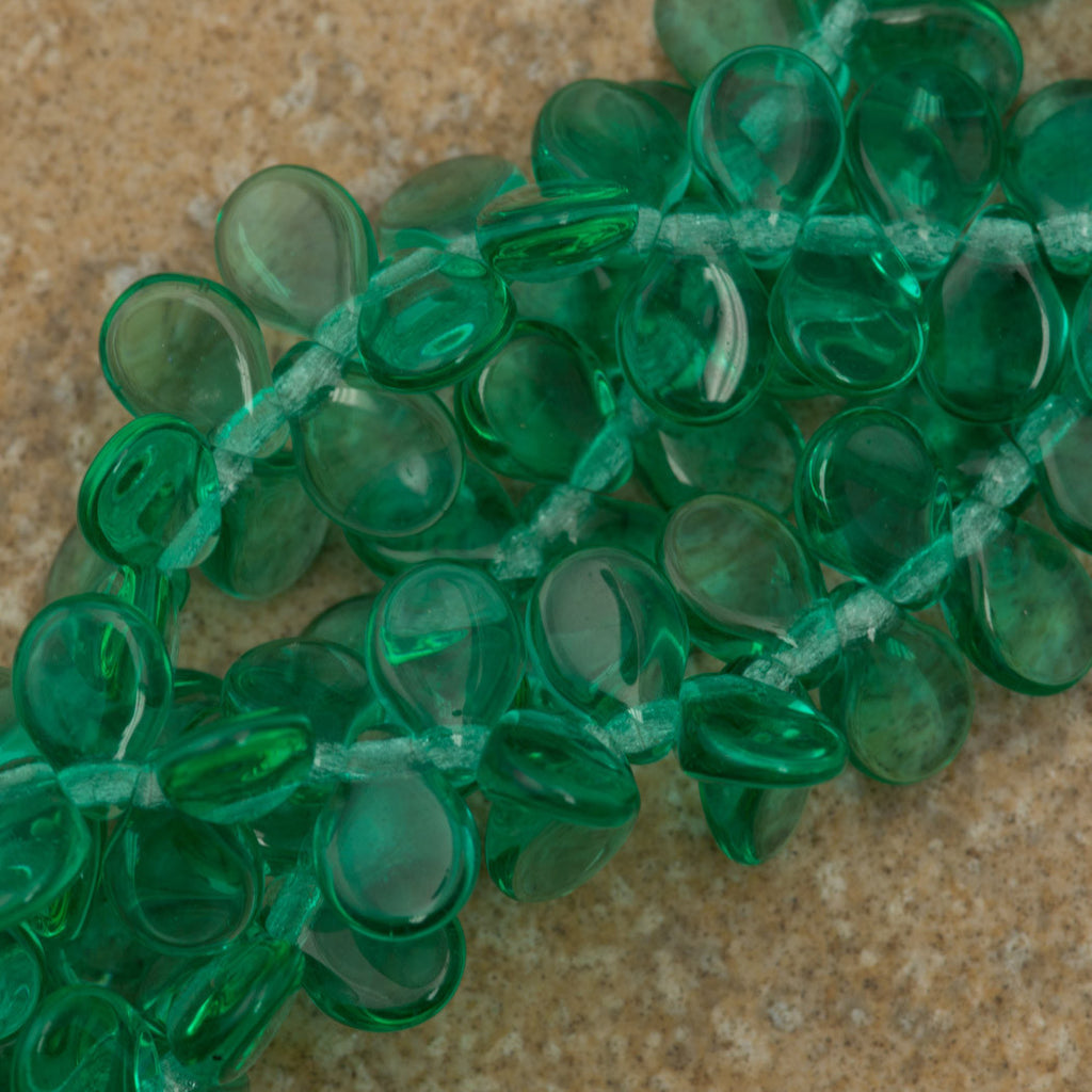 65 Preciosa Pip Transparent Emerald Beads (50710)