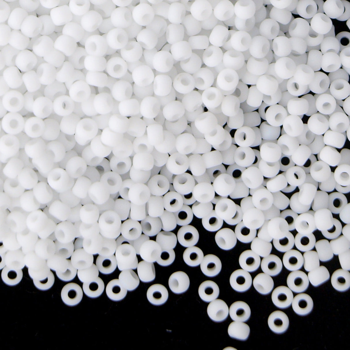 Toho Round Seed Bead 11/0 Opaque Matte White 2.5-inch Tube (41F)