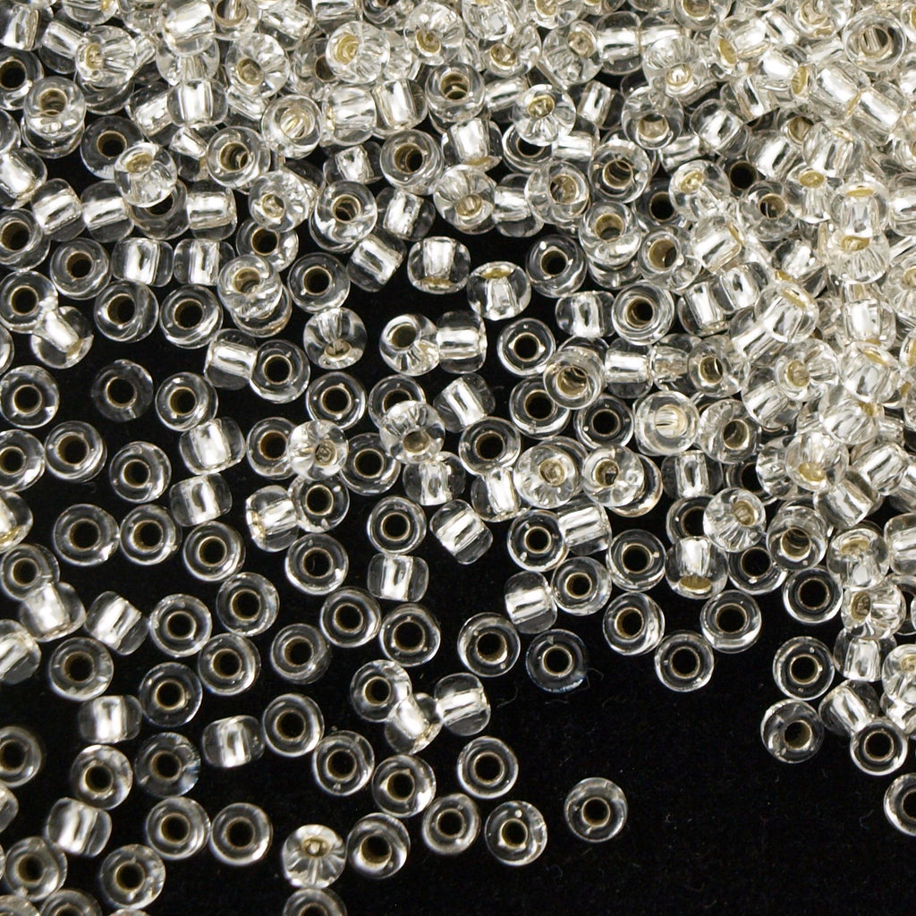 Toho Round Seed Bead 8/0 Transparent Crystal Silver Lined 5.5-inch tube (21)