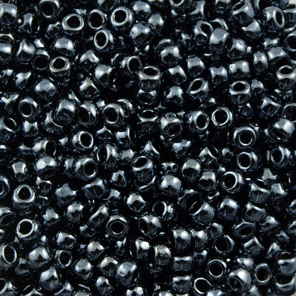 50g toho Round Seed Bead 8/0 Metallic Hematite (81)