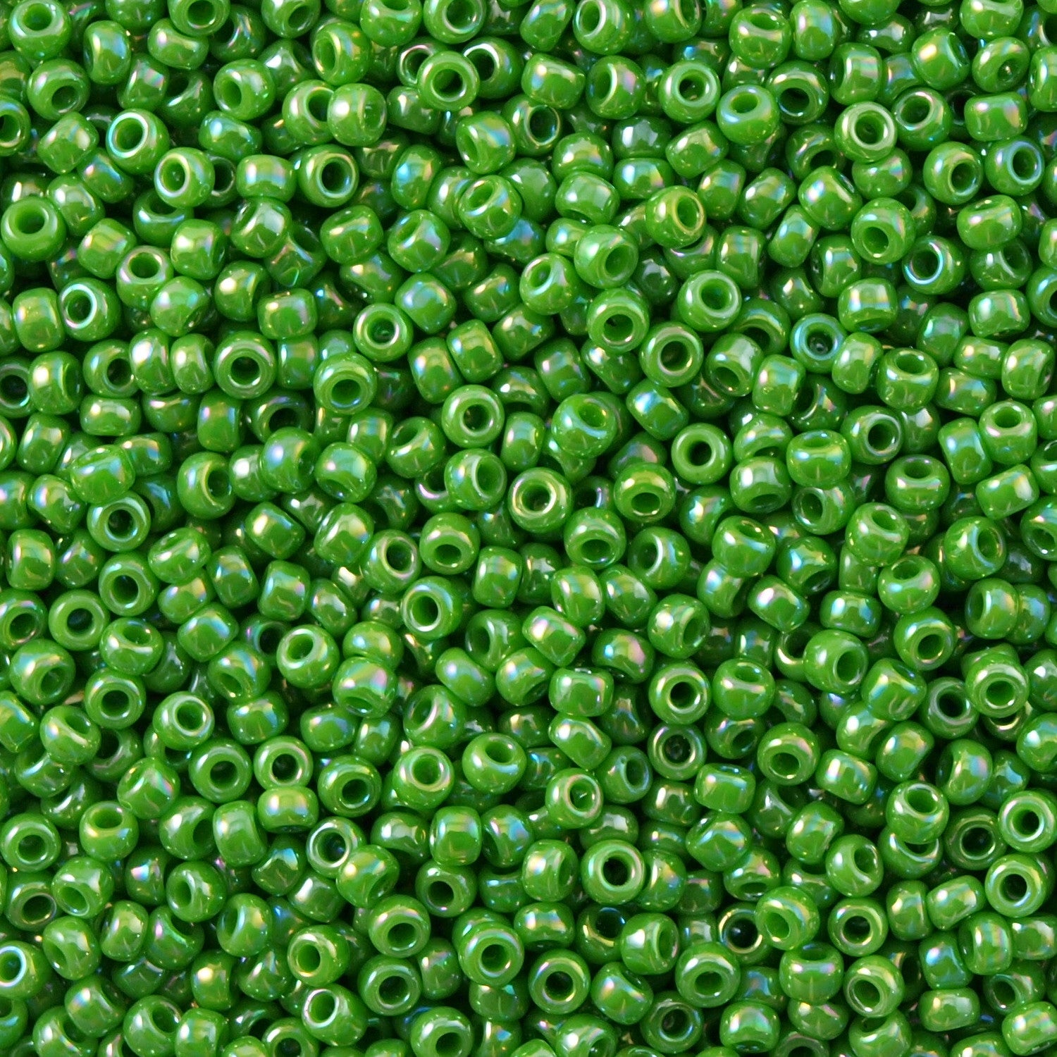 Toho Seed Bead 11/0 Opaque Caterpillar AB #407 – Aura