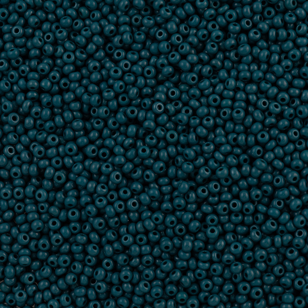 Czech Seed Bead 10/0 Opaque Dark Green (53270)