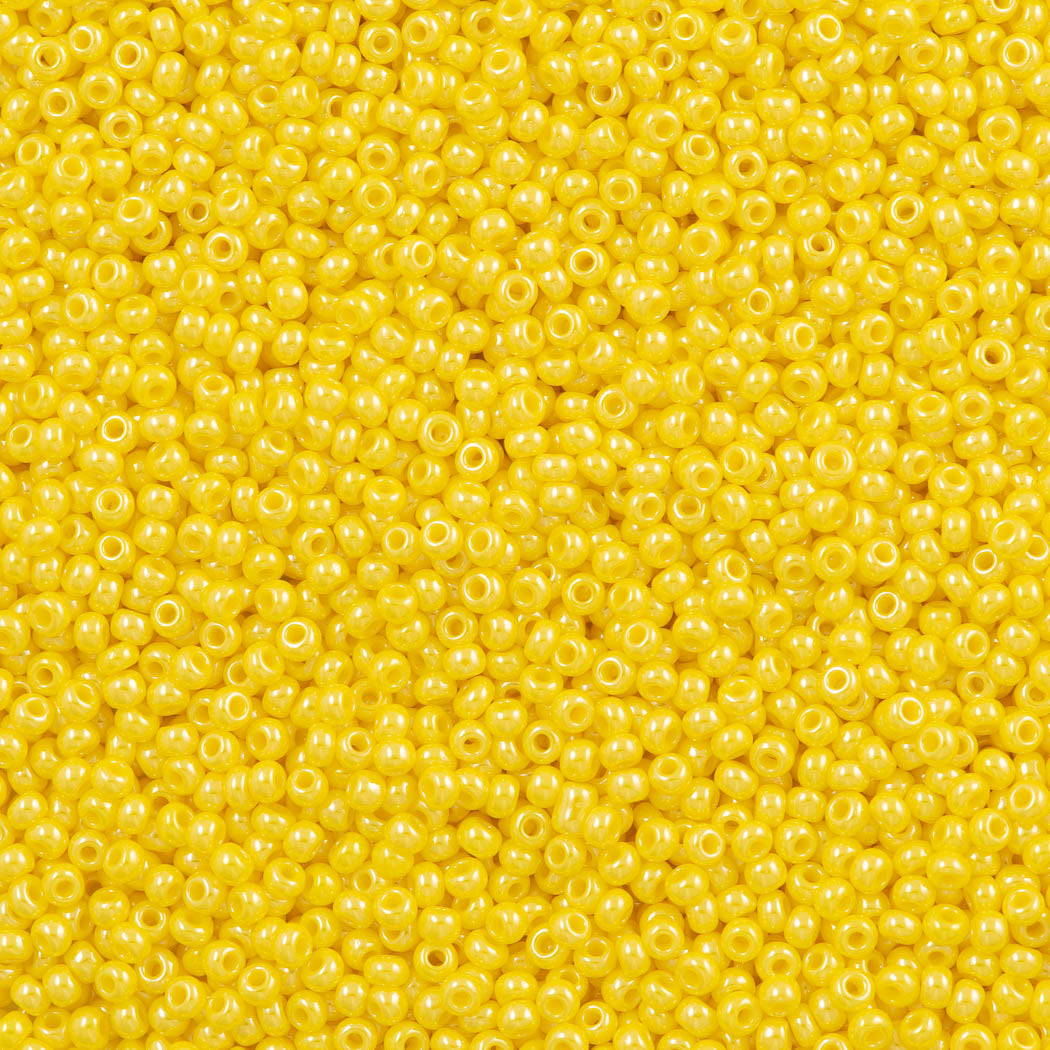 Czech Seed Bead 8/0 Opaque Yellow Luster 2-inch Tube (88110)