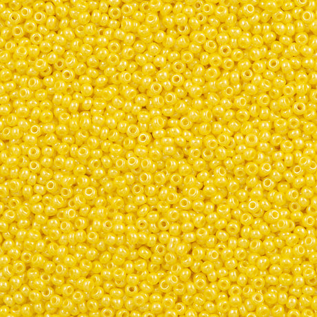 Czech Seed Bead 8/0 Opaque Yellow Luster (88110)
