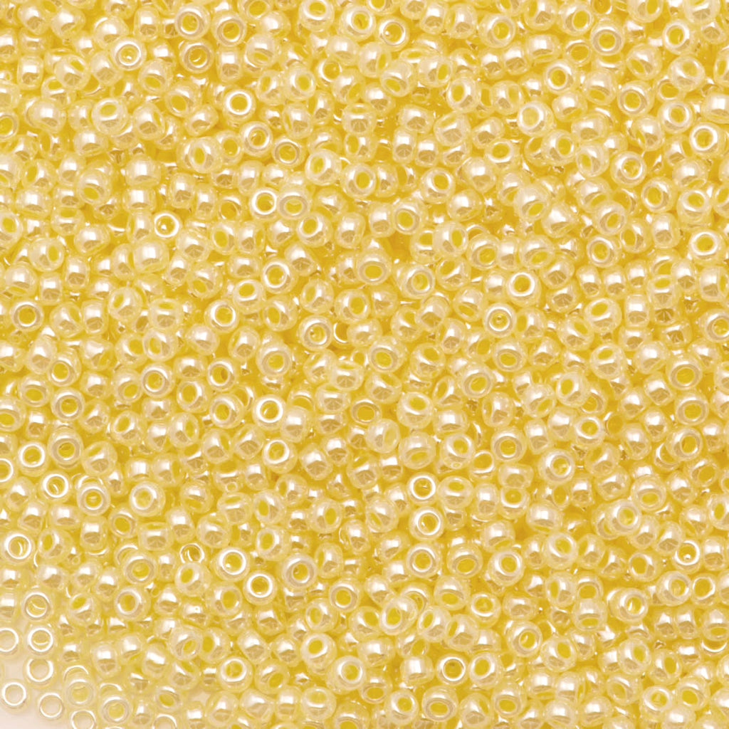 50g Miyuki Round Seed Bead 11/0 Lemon Ice Ceylon (514D)