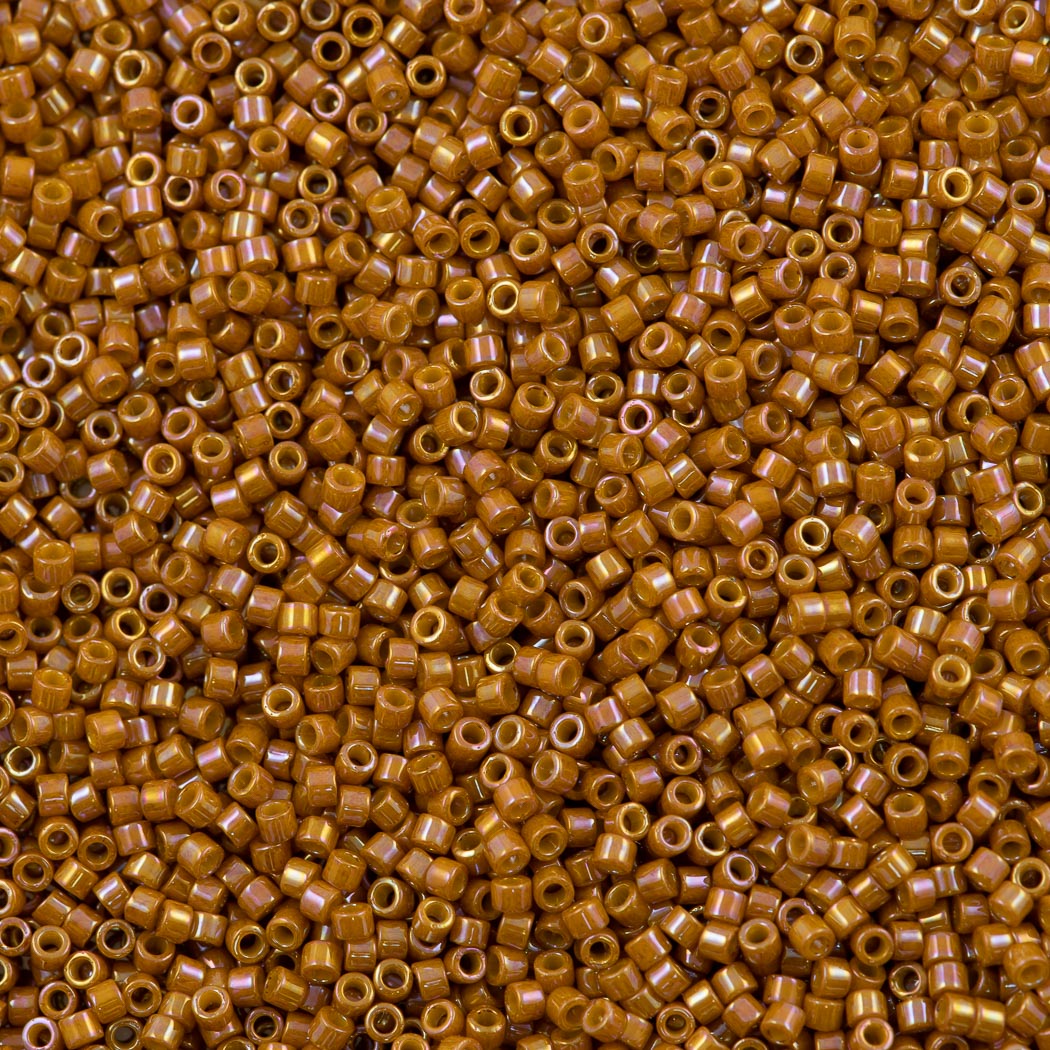 激レア！　バース　BIRTH レーザーディスク 25g Miyuki Delica Seed Bead 11/0 Opaque Glazed Toast AB DB2273