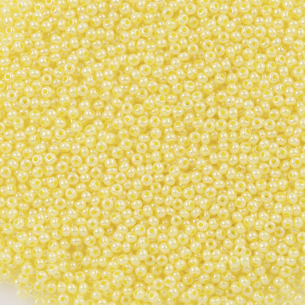 Czech Seed Bead 8/0 Yellow Ceylon 50g (37186)